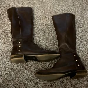 Brown zip up riding boots